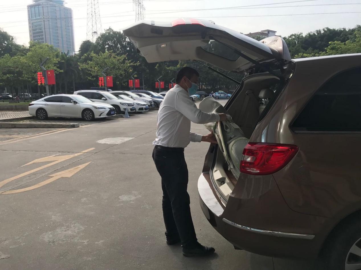 廣州機場接送商務(wù)租車